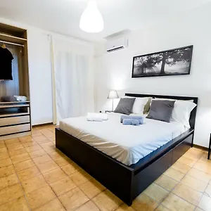 Center , Catania Italia
